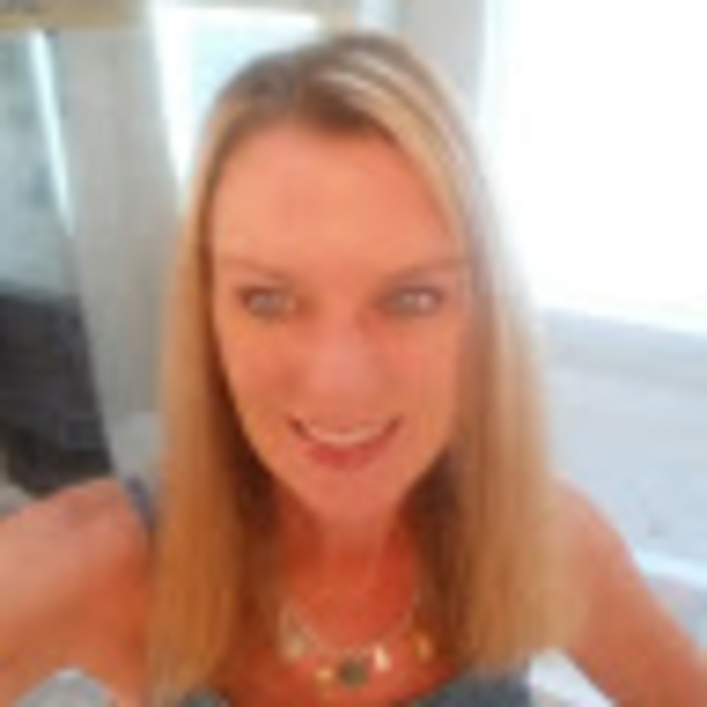 Meet your Posher, Yvette